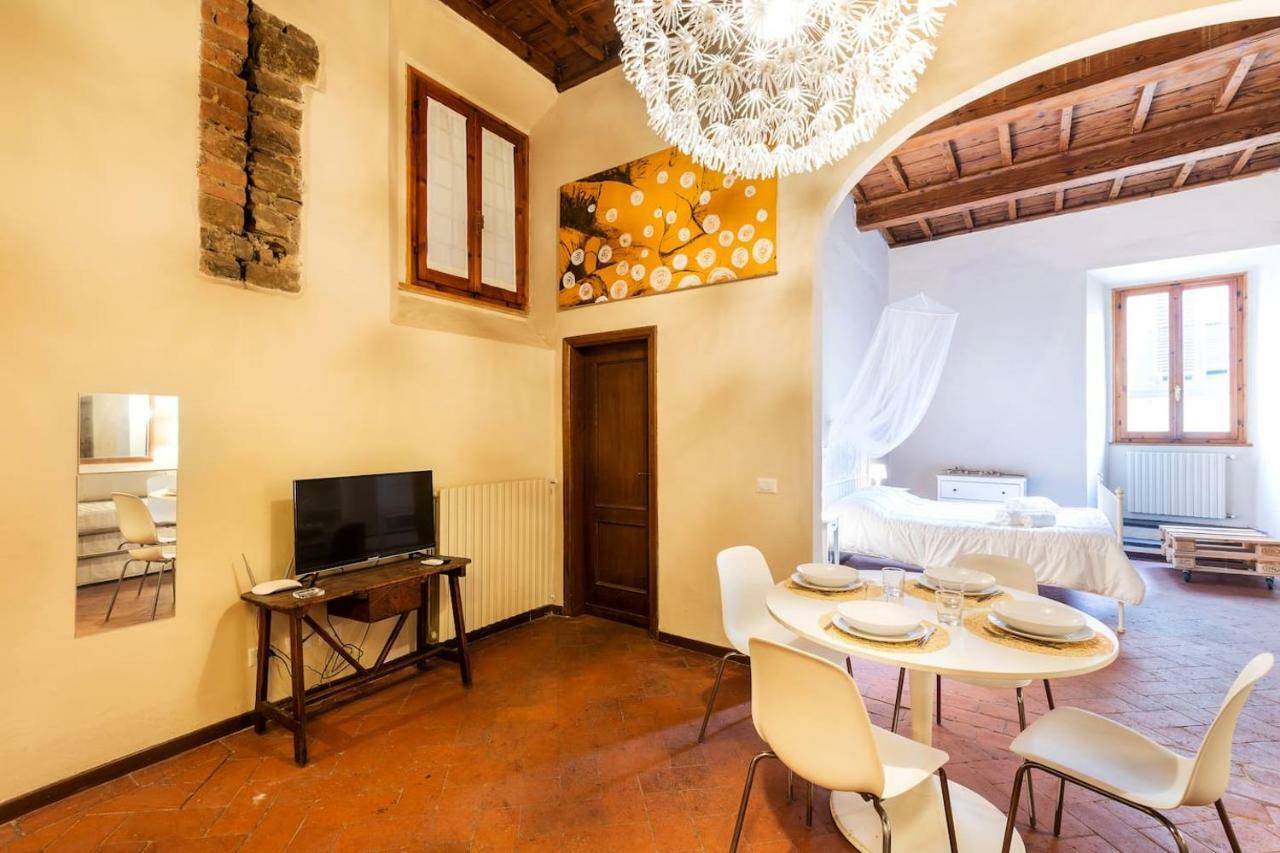 Ponte Vecchio & Maggio Jewel Loft Apartment Флоренция Екстериор снимка