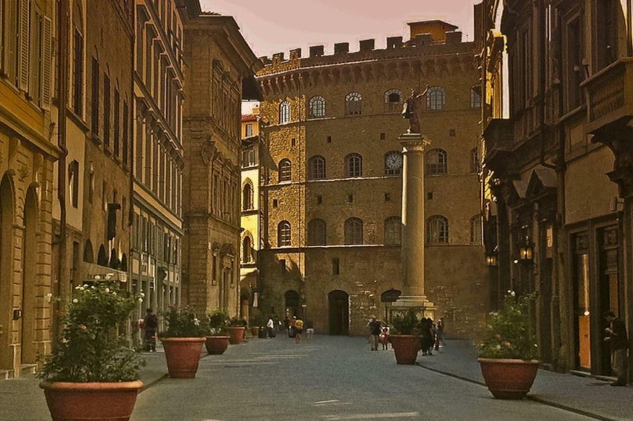 Ponte Vecchio & Maggio Jewel Loft Apartment Флоренция Екстериор снимка