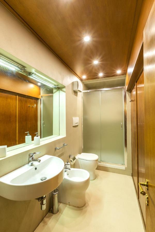 Ponte Vecchio & Maggio Jewel Loft Apartment Флоренция Екстериор снимка